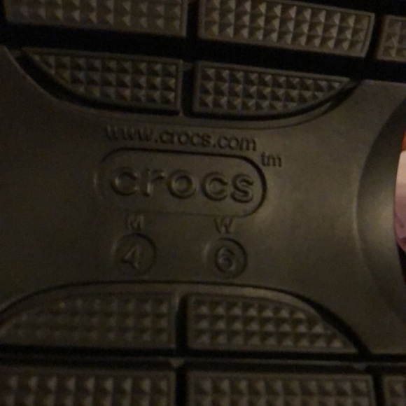 Crocs 7 Eleven Clogs - Picture 6 of 10